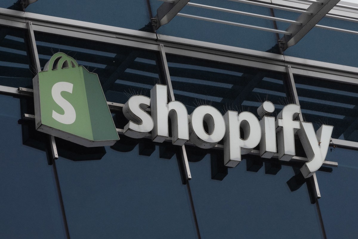Shopify opens checkout to browser-based AI agents